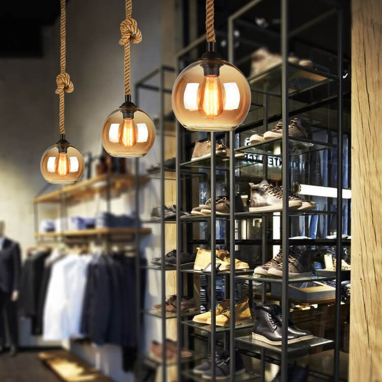 Glaskugel-Pendelleuchte mit Hanfseil - Vintage Lichtdesign