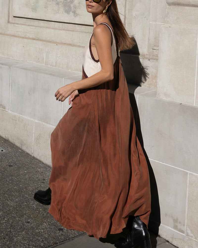 Elegant Chic V-Ausschnitt Kleid mit Kontrastfarben für einen stilvollen Auftritt