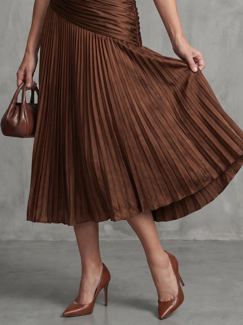 Theodora | Gestreiftes Midikleid mit plissierter Taille
