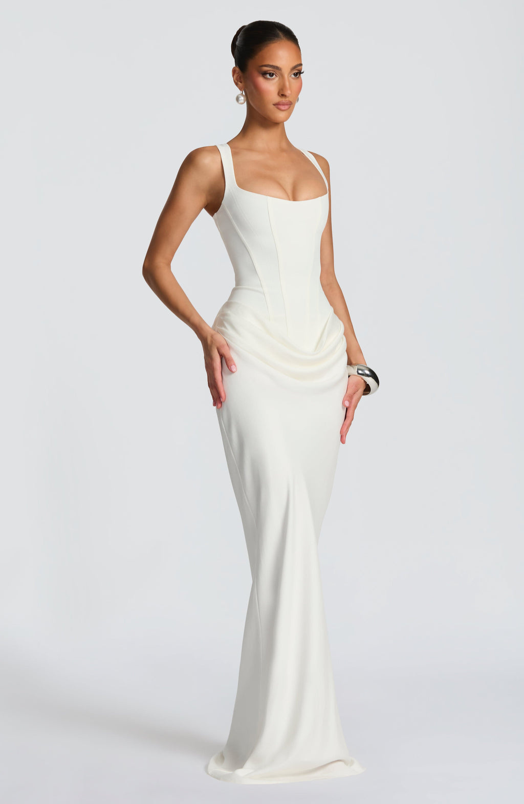 Sanduhr-Maxikleid — Figurbetonte Silhouette, Müheloser Stil