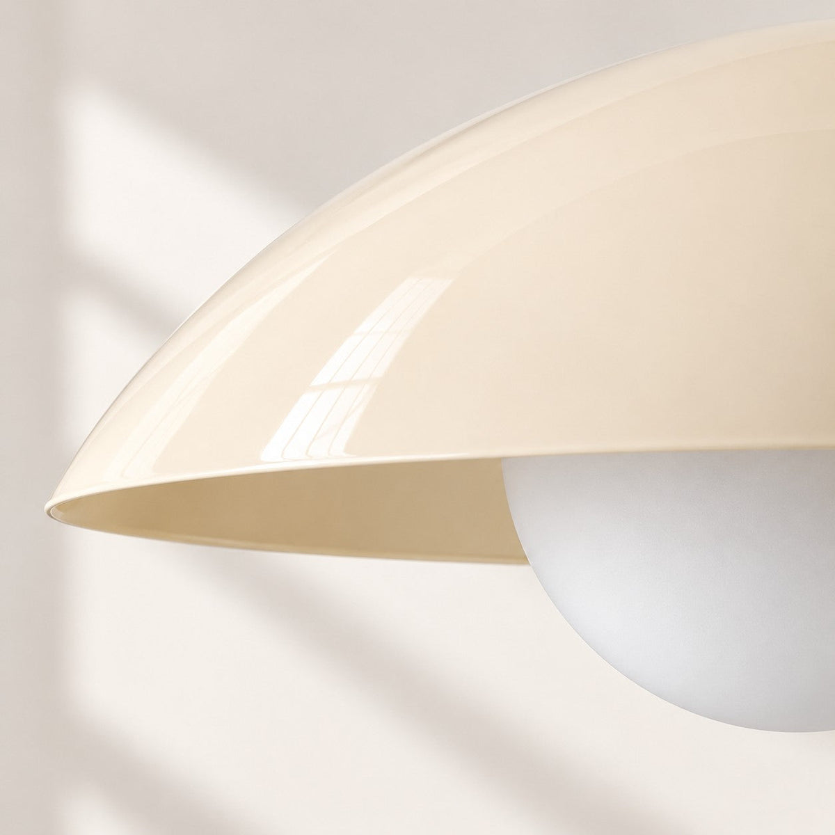 Mid Century Bauhaus Steckerpendelleuchte