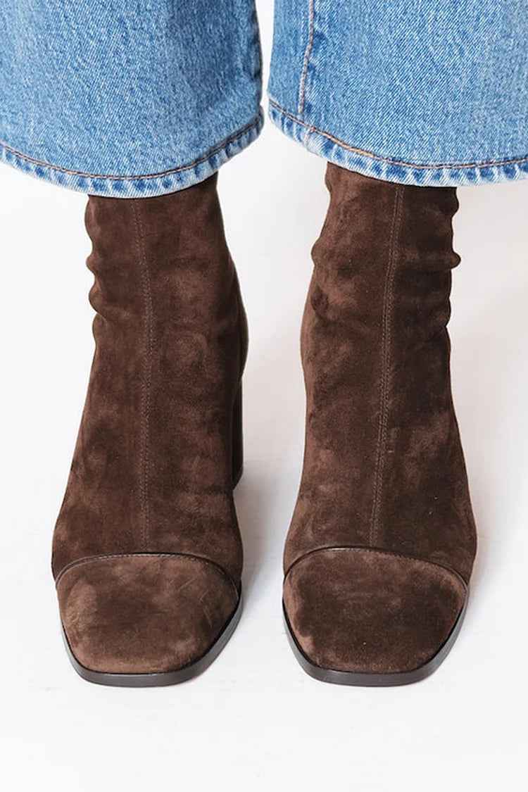 FAERELUNE – Stiefeletten mit quadratischen Absätzen für einen eleganten und trendigen Look