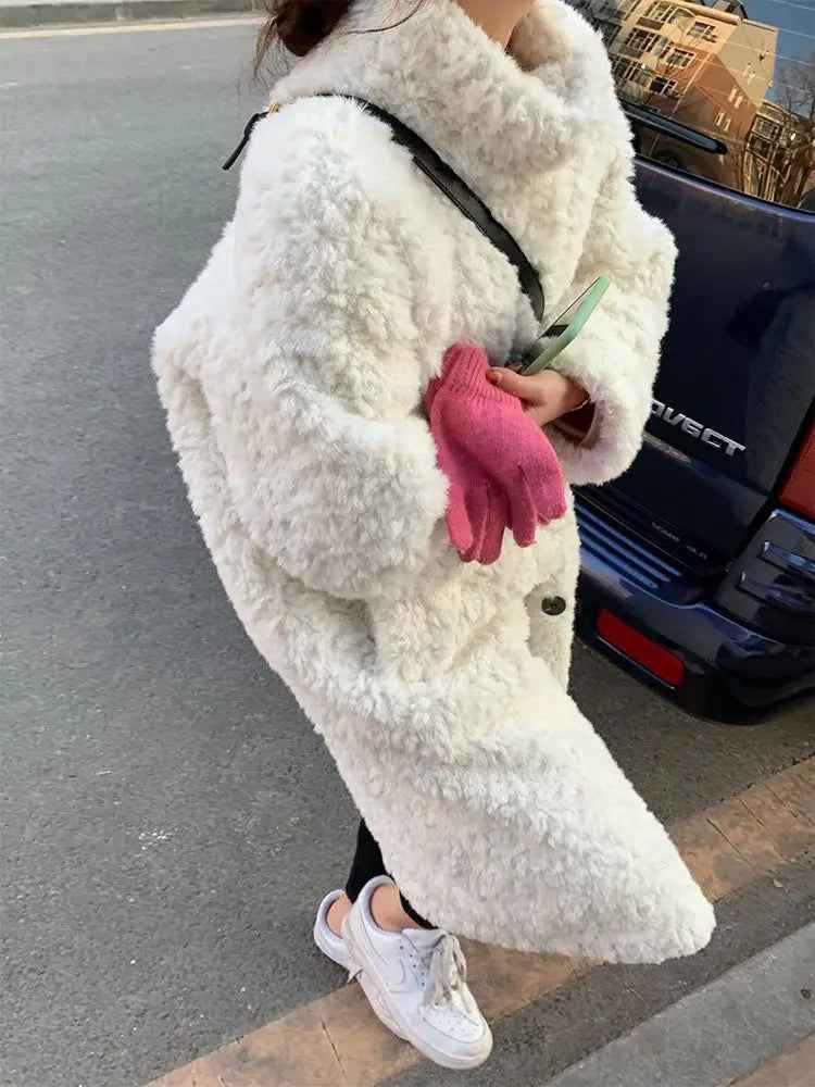 Julia | eleganter Damenkunstpelzmantel