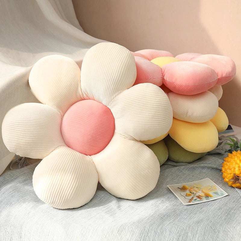 Aureara - Elegantes blumenförmiges Dekokissen für stilvolle Dekoration