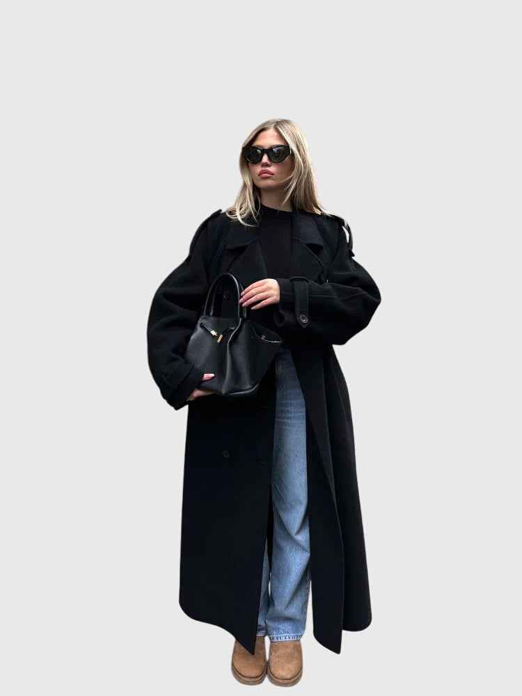 Anika | Zeitloser schwarzer Mantel mit eleganter Silhouette