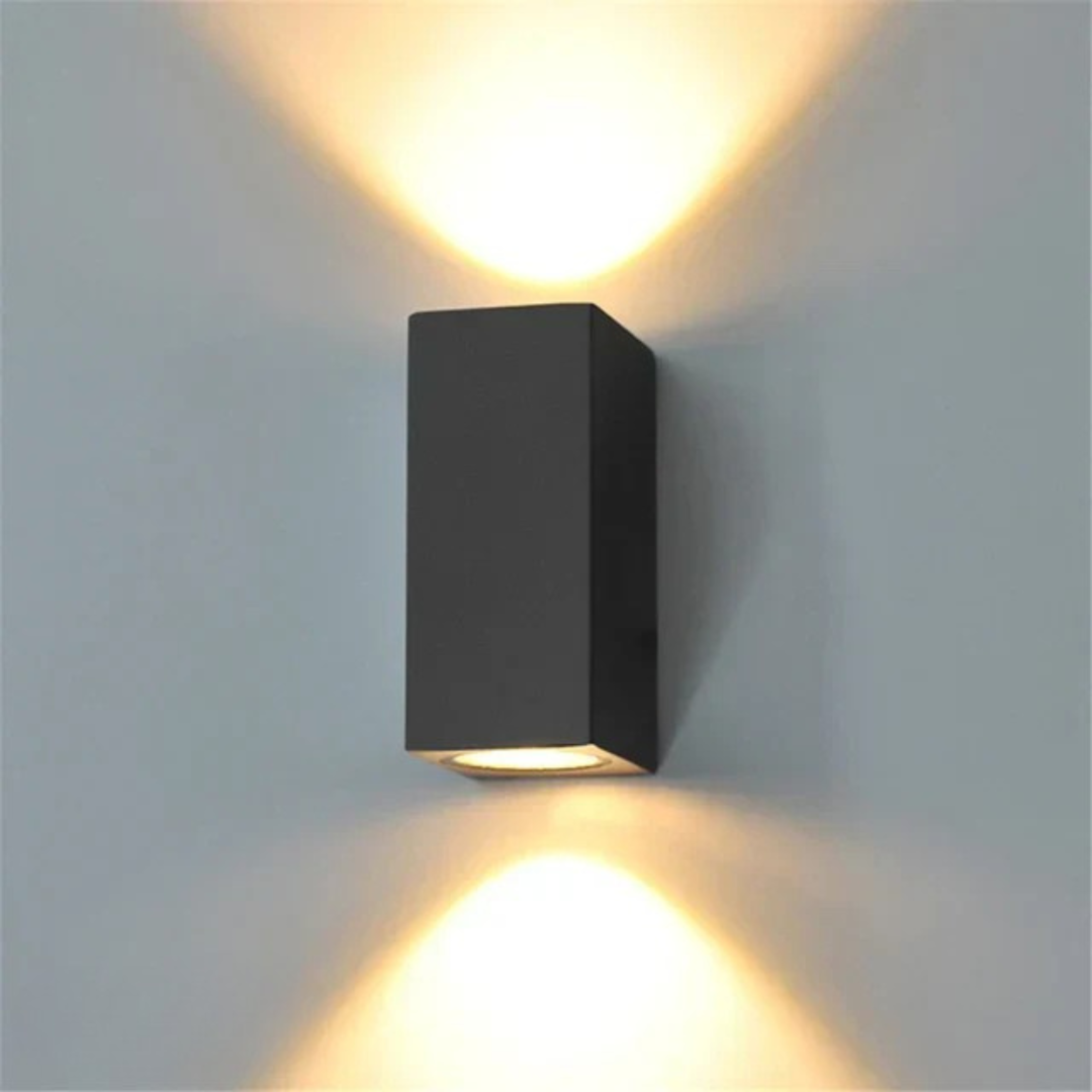 Seralyn Moderne Schwarze Außenwandlampe mit Energiesparender LED-Beleuchtung