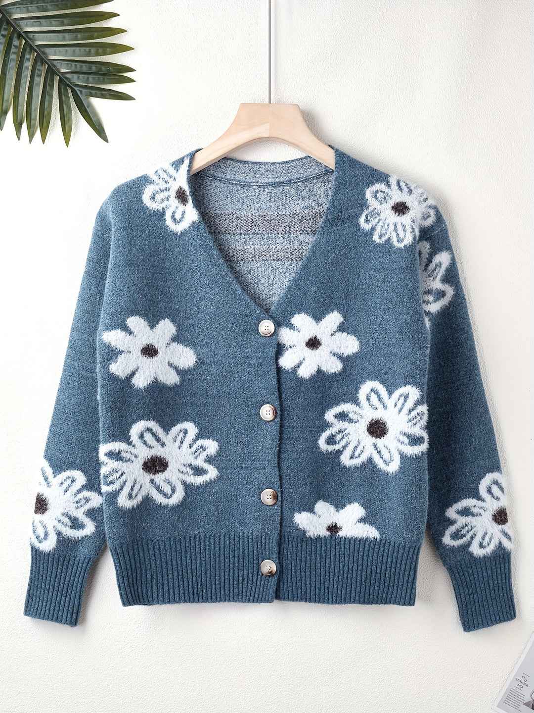 Mia Blumenmuster-Strickcardigan – Weicher, kuscheliger Strick mit zartem Blumendruck