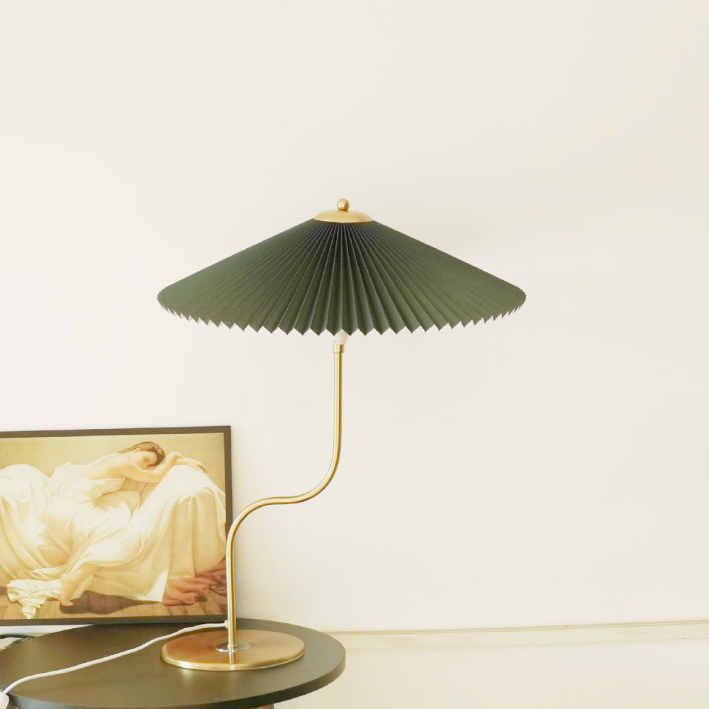 Retro Plissee-Schirm Tischlampe - Dekoratives Akzentlicht