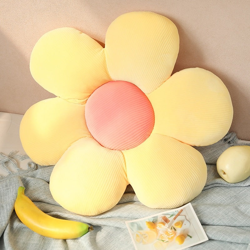 Aureara - Elegantes blumenförmiges Dekokissen für stilvolle Dekoration