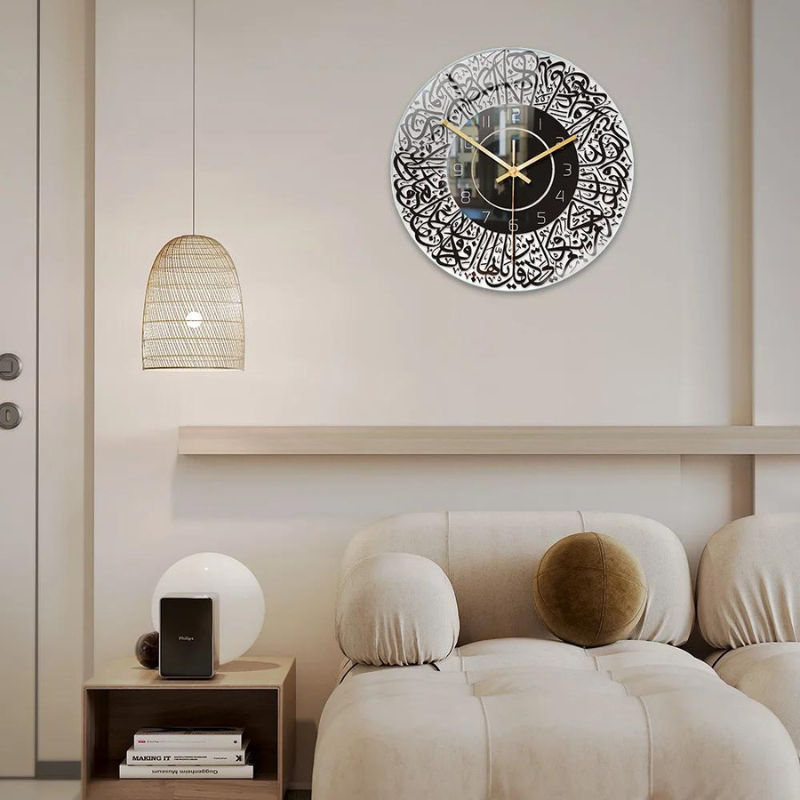 Elegeante islamische Acryl-Wanduhr – Perfekte Verschmelzung von Tradition und modernem Stil