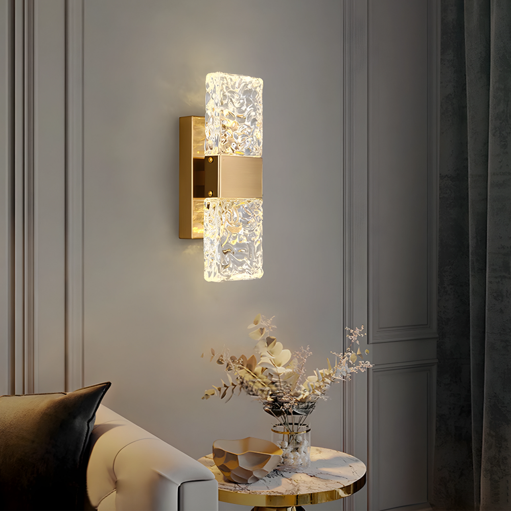 AuraCrystal – Elegante moderne Kristall-Wandlampe
