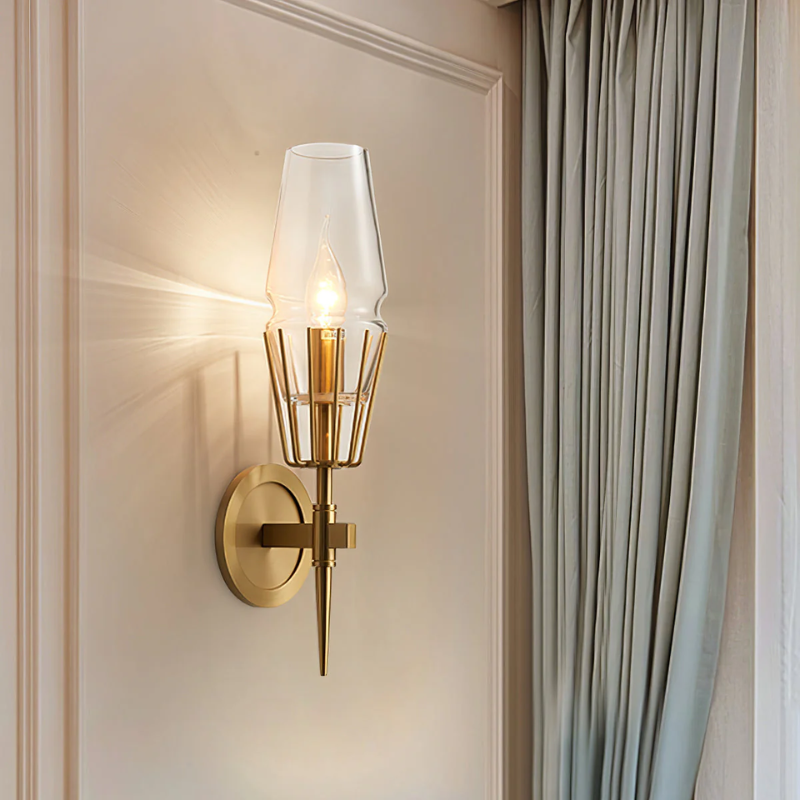 Orelia - Vintage Schlossstil LED-Wandlampe aus Kupfer und Glas für eine bezaubernde Atmosphäre