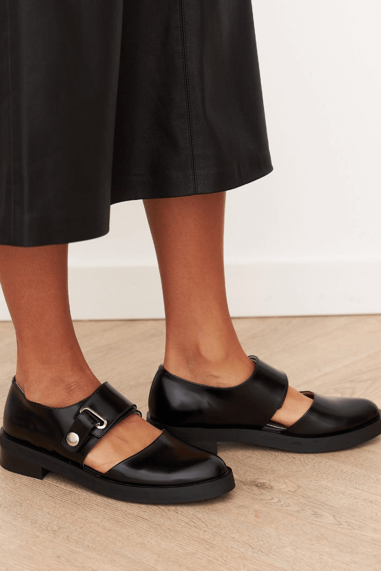 Angela | Schwarze Leder-Loafer mit Schnalle