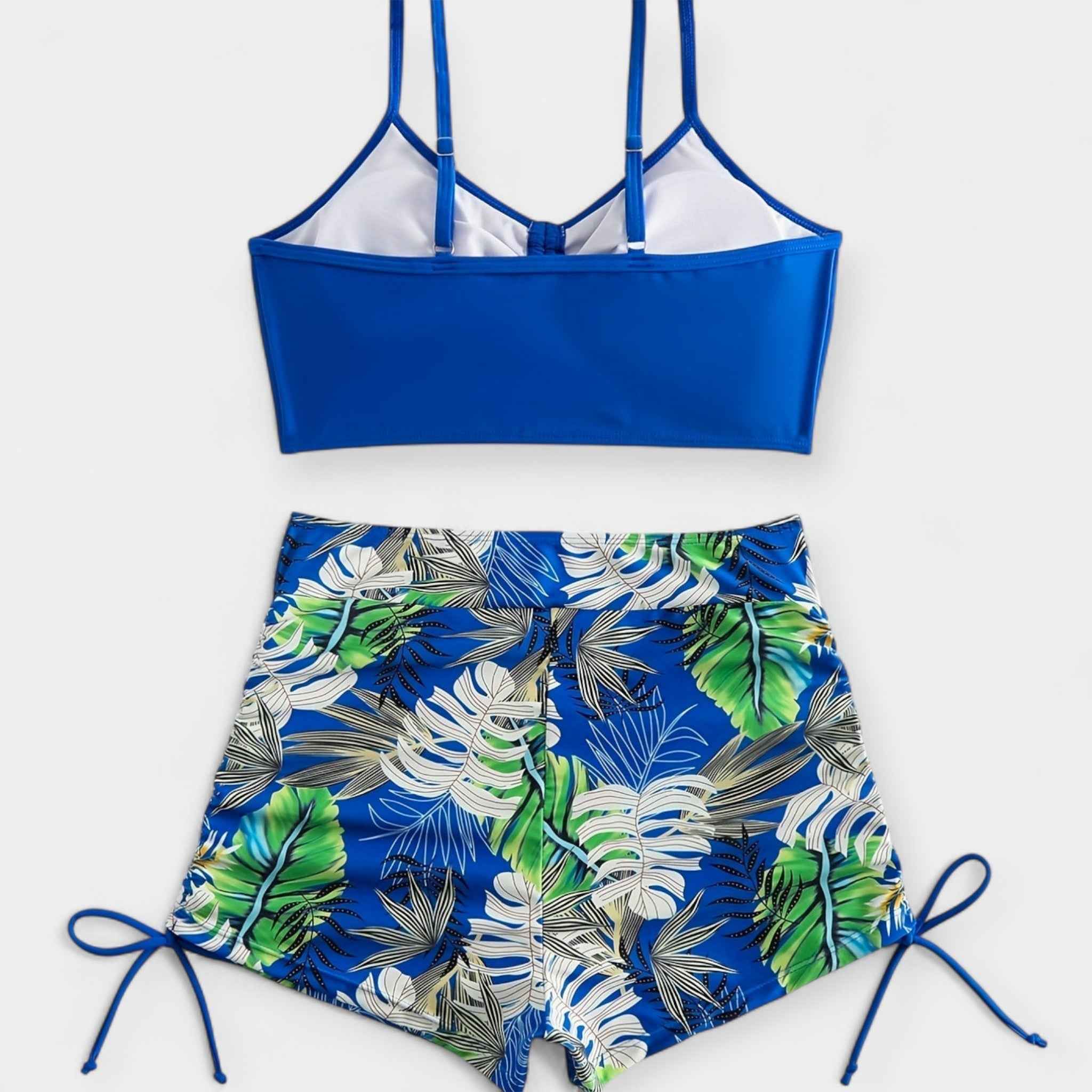 Hochtaillierter Bikini mit Tropenmuster und Trägern