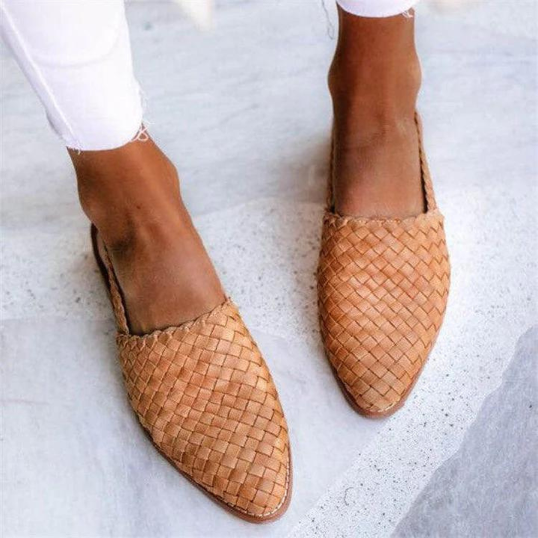 Elegante handgefertigte Ledersandalen für zeitlosen Stil