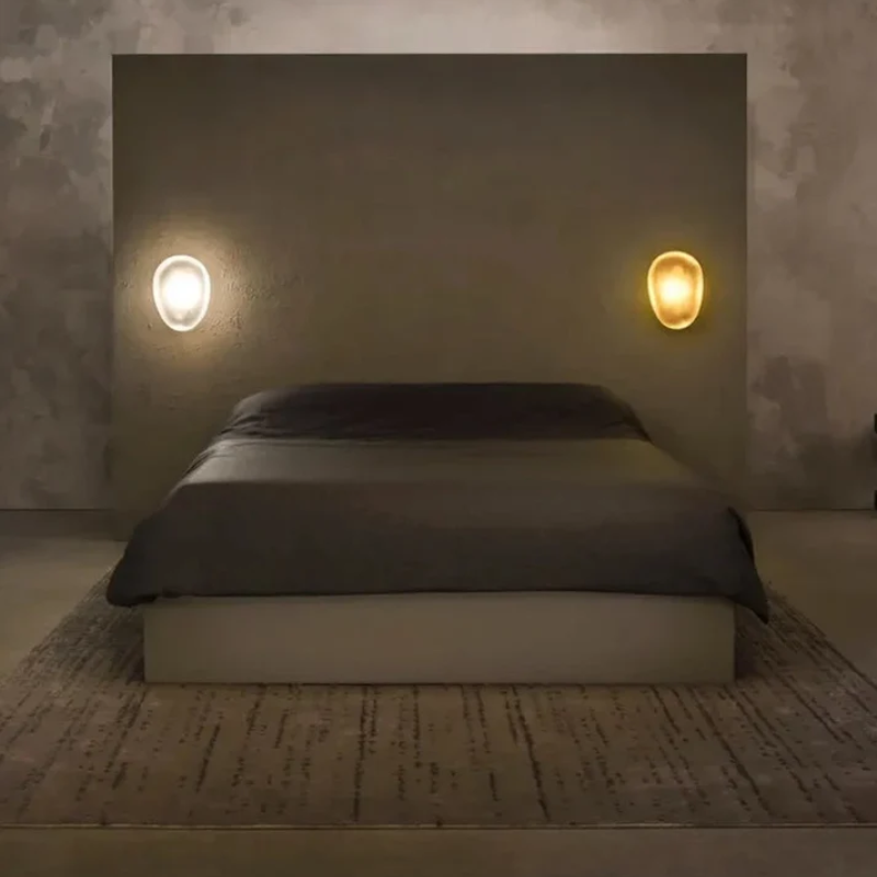 Auralia - Charmante Vintage-Farbige LED-Wandlampe aus Glas für Eine Warme Atmosphärische Beleuchtung