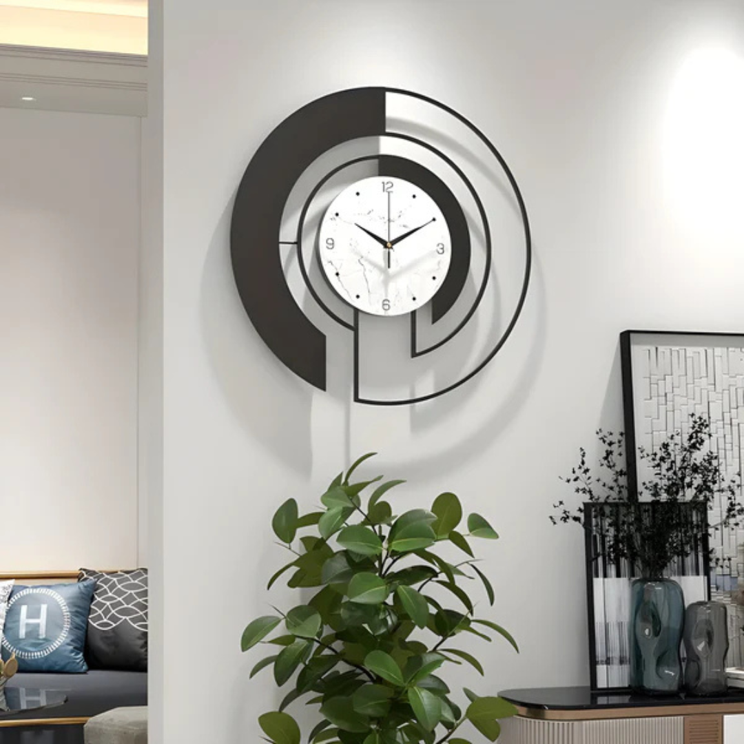 Arc - Klare und stilvolle Wanduhr für ein modernes Erscheinungsbild