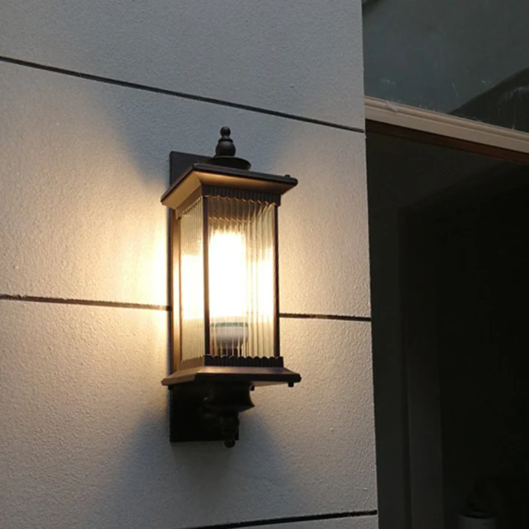 Xyda - Elegante und moderne Außenwandlampe für einen stilvollen Außenbereich