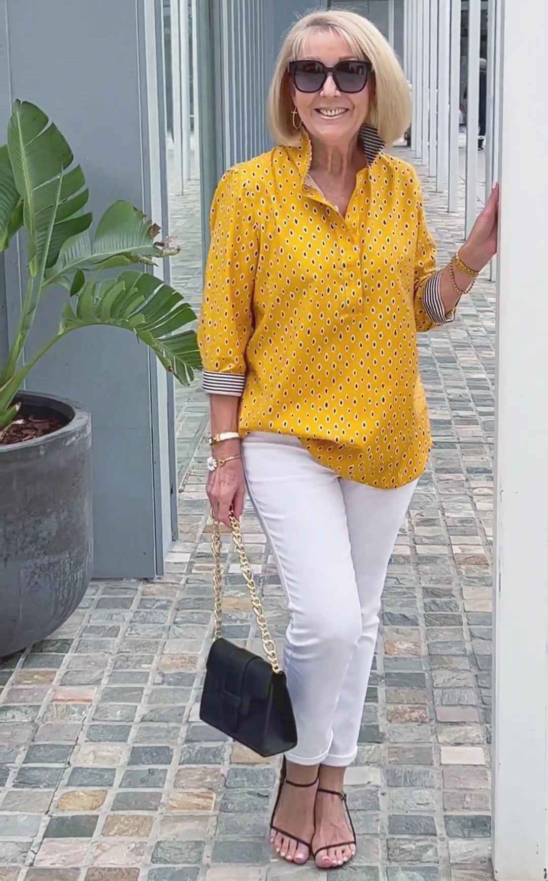 Elegantes Zweiteiliger Serene Stil Ensemble
