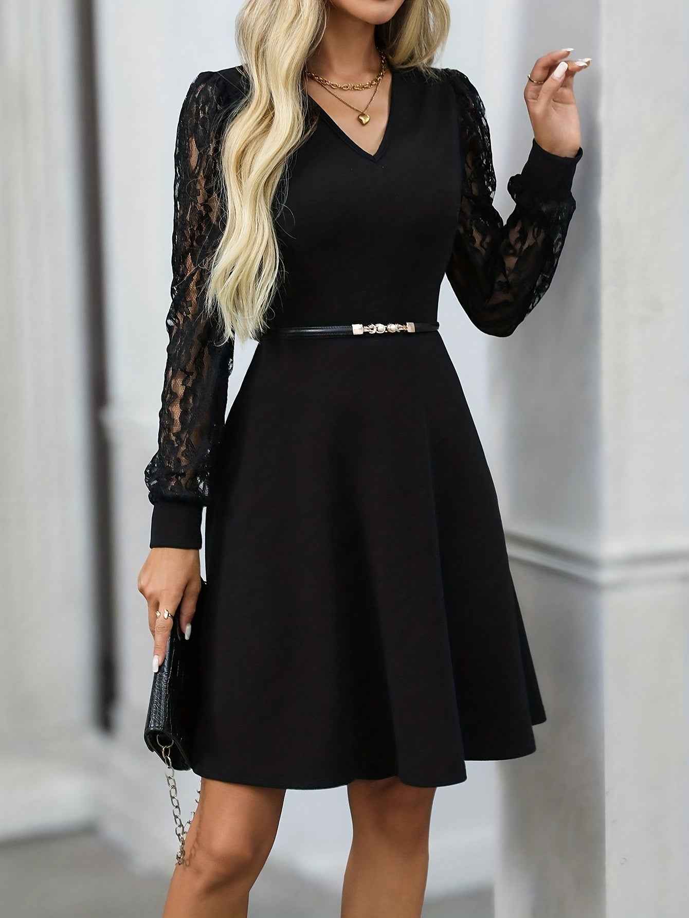 Adeline – Elegant Lace Midi Dress