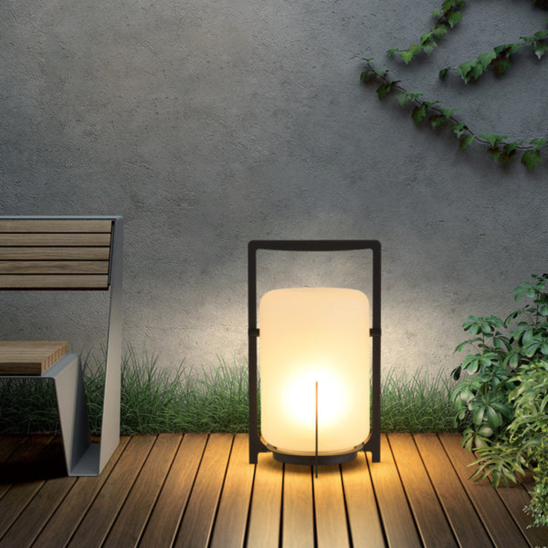 Solis - Effiziente und Energiesparende Solar-Gartenlampe für eine Gemütliche Außenbereich
