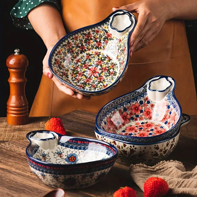 Elegante toskanische Keramik-Schüssel – Dekoratives und praktisches Kochutensil für eine anspruchsvolle Gastronomie