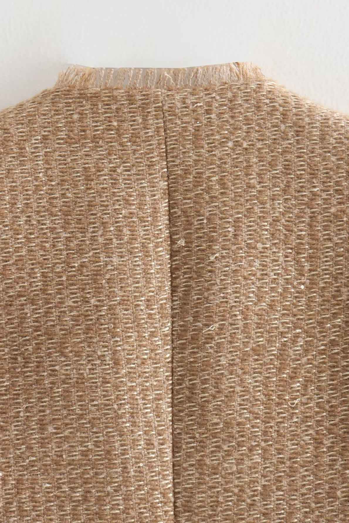 Kurzer Tweedmantel mit einfachem Knopfloch