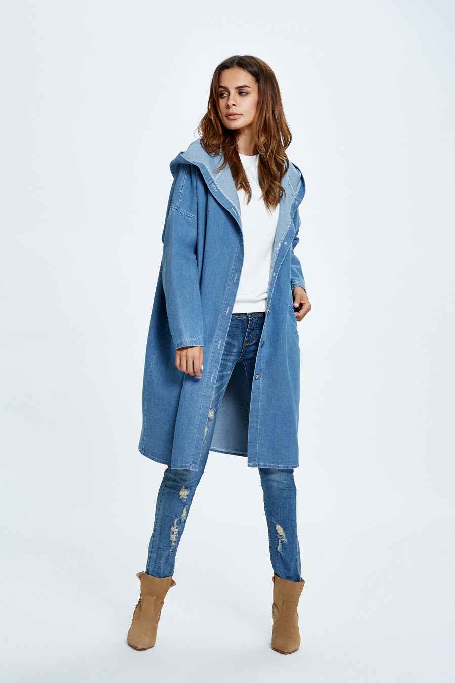 Maxi Denim Mantel mit Stilvollem Kapuzenpullover