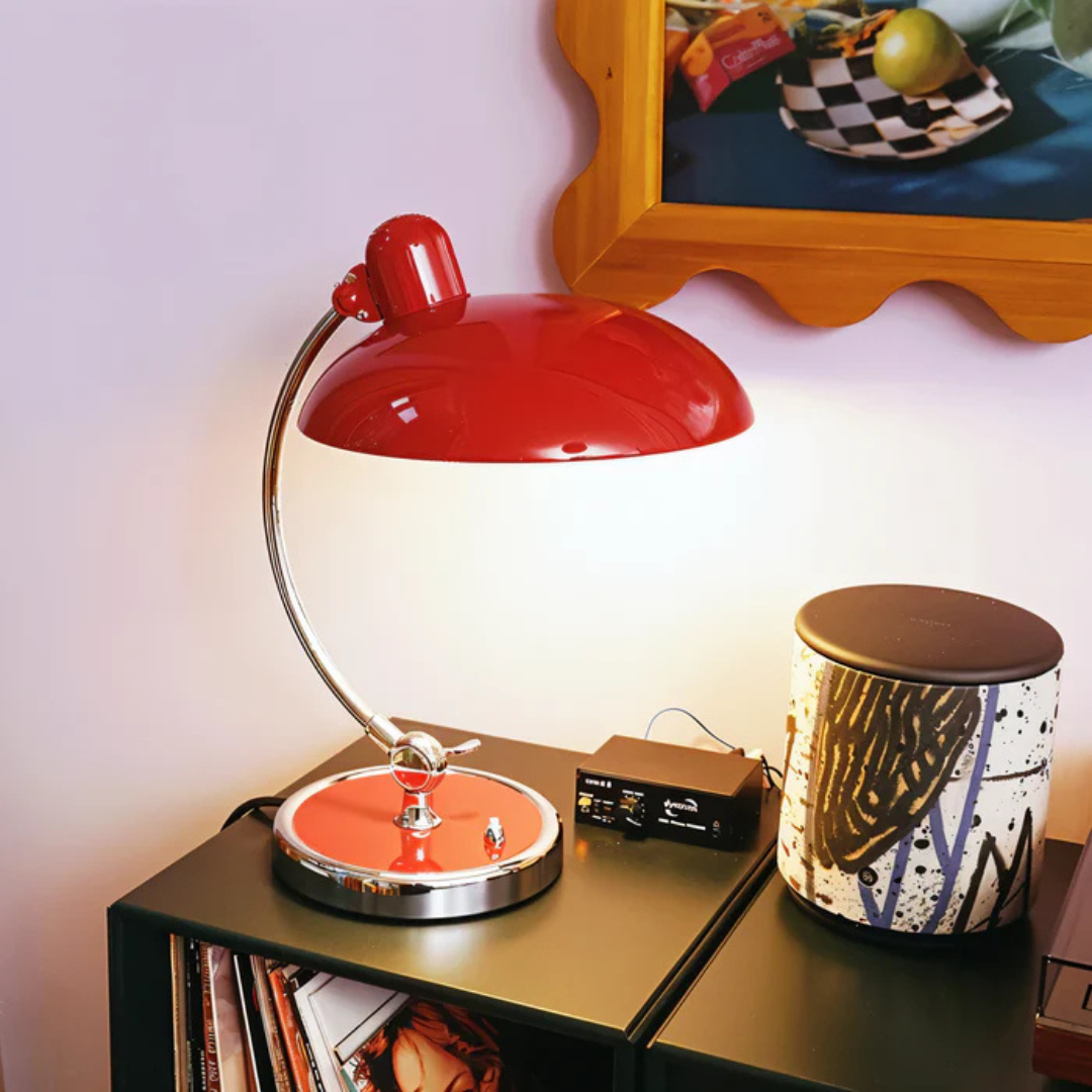 Astra - Anpassbare LED-Tischlampe im Vintage-Stil für eine originelle Atmosphäre