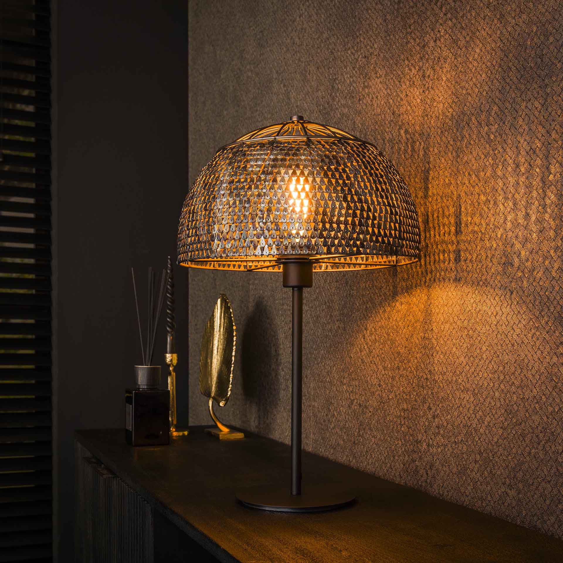 Lampe Alfie – Eleganz in Schwarz und Braun für einen stilvollen Look