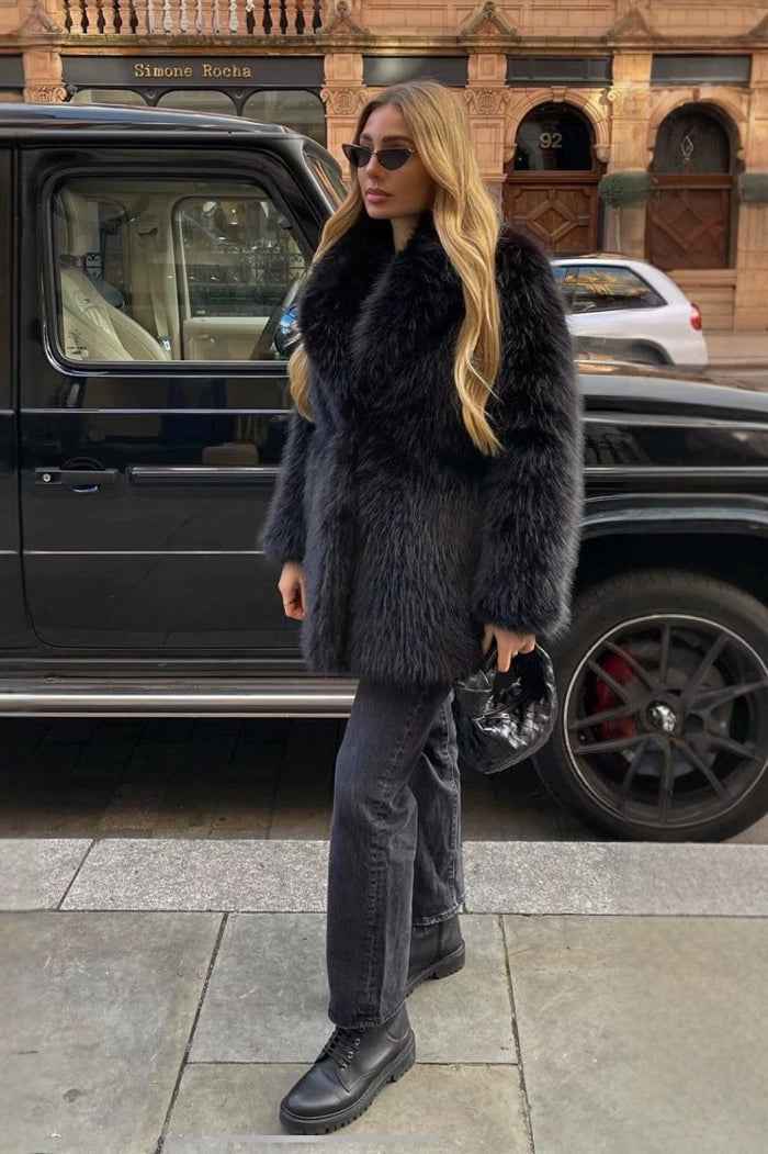 Festlicher umweltfreundlicher künstlicher Pelzmantel, robust und modisch