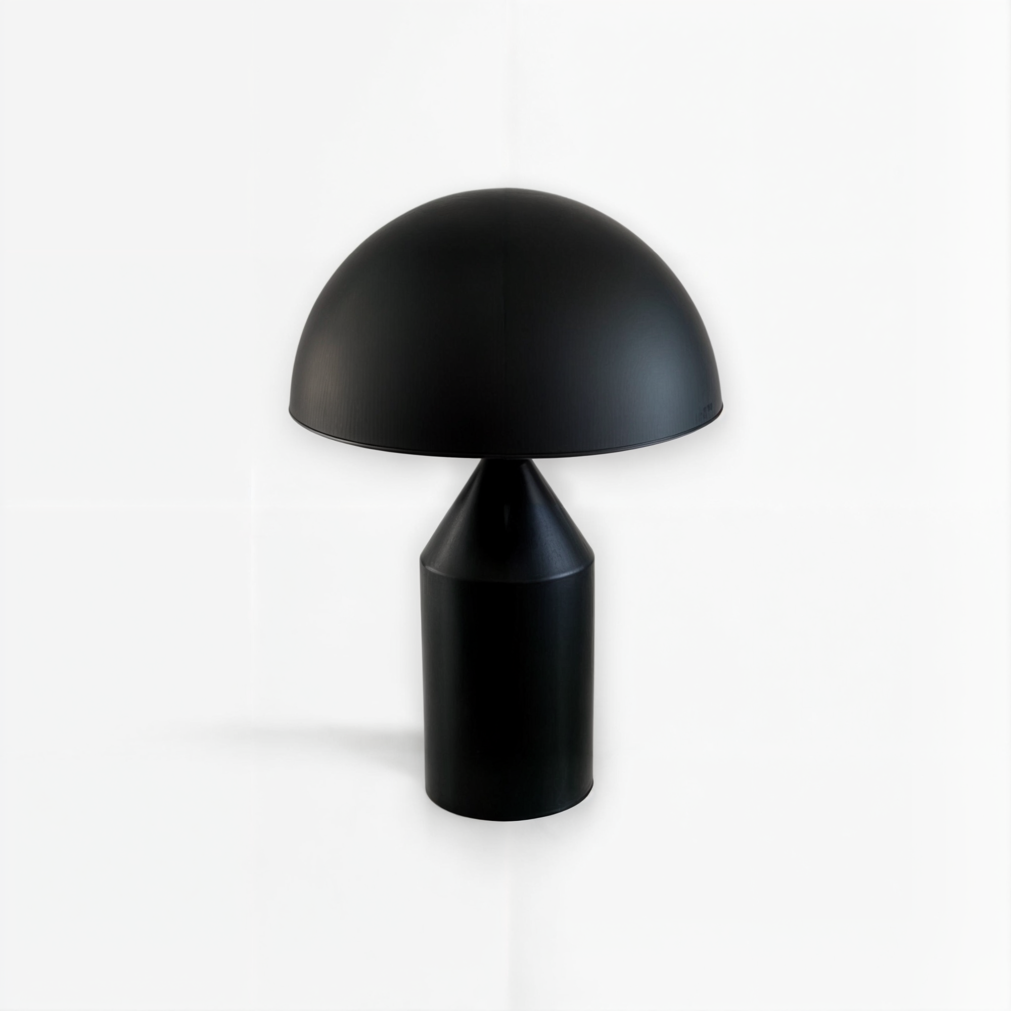 Moderne Tischlampe aus Metall – Langlebige Eleganz und energieeffiziente Beleuchtung