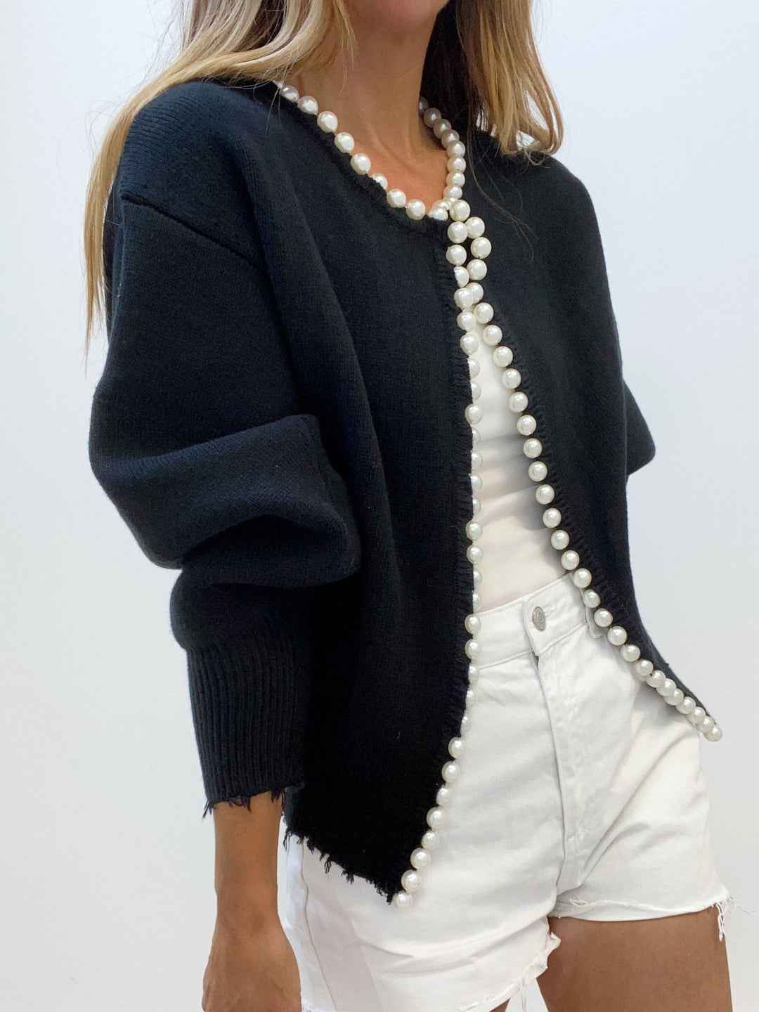 Kalina Eleganter Perlen-Cardigan für einen stilvollen Look
