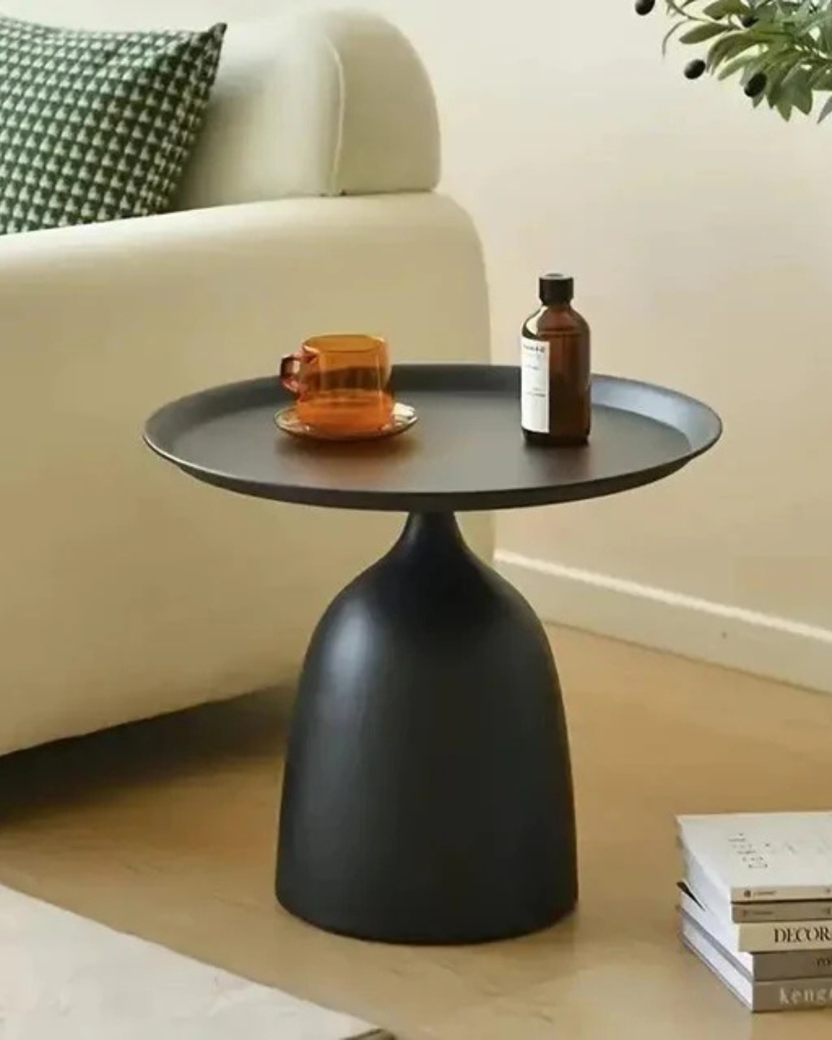 Beistelltisch Rund Aus Holz Mit Minimalistischem Design