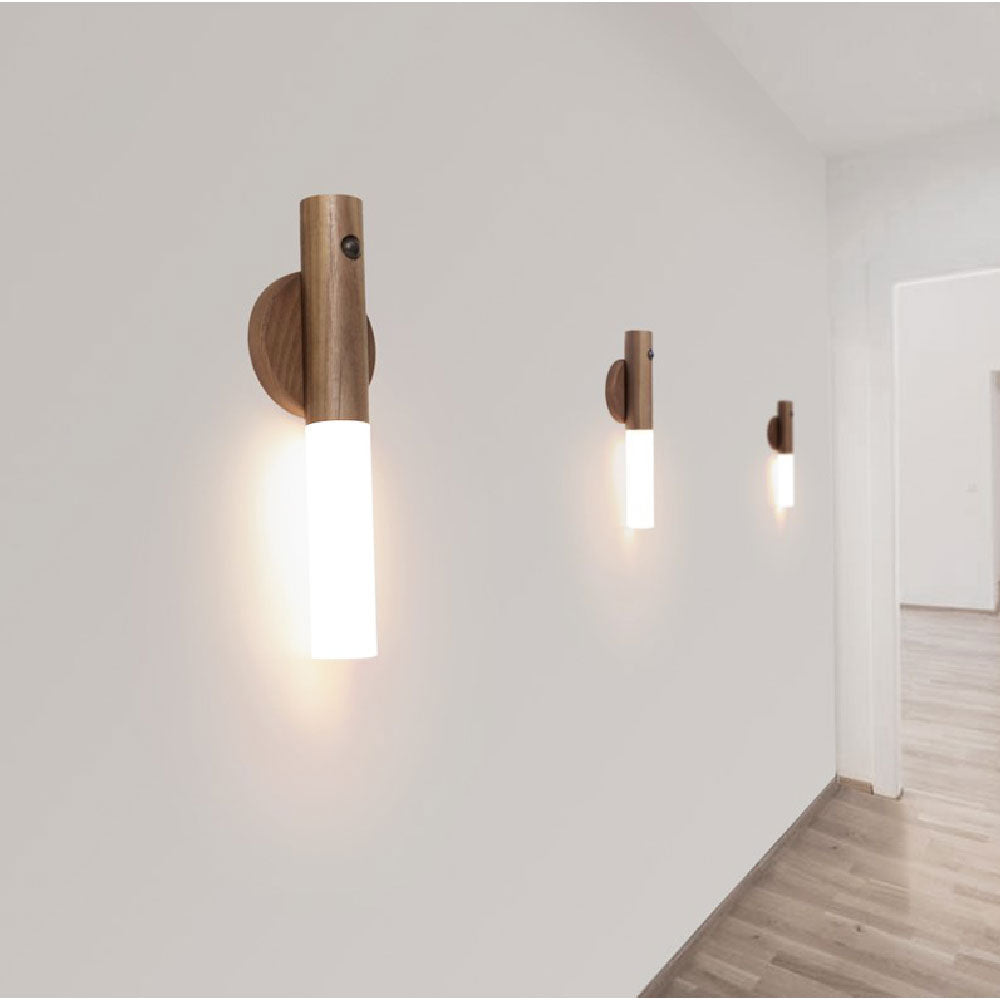 Bewegungsmelder LED Lampe aus Holz 3