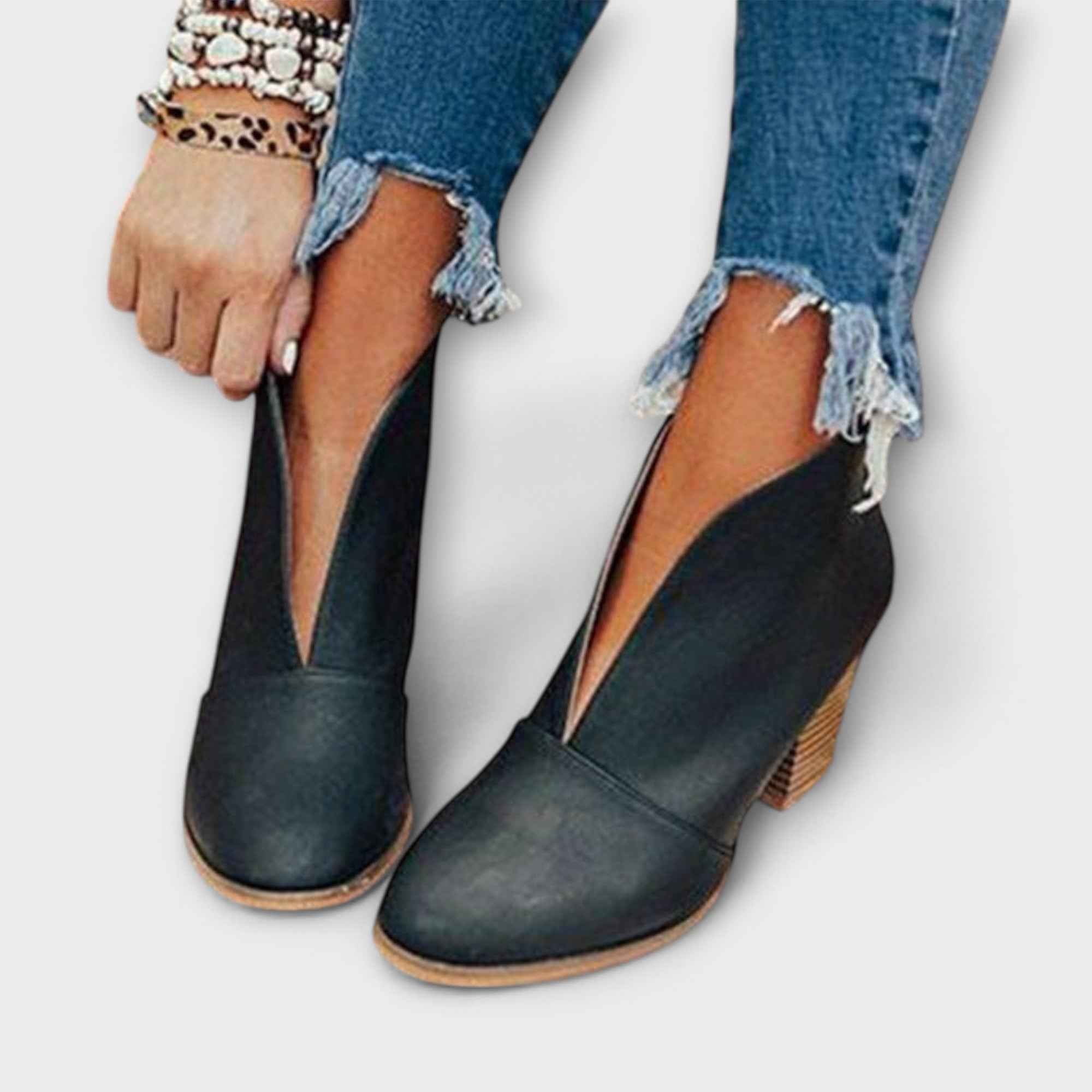 Stylische elegante Cowboys-Stiefel für den perfekten Alltag