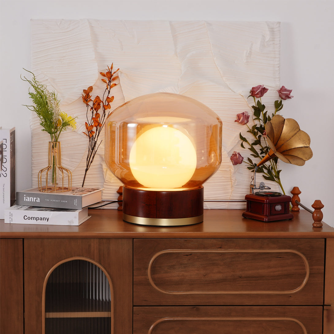 Moderner Tischleuchte mit Metallbasis und Glasschirm | Elegante LED-Beleuchtung