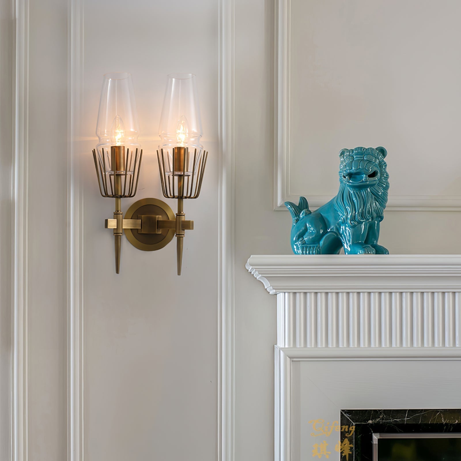 Orelia - Vintage Schlossstil LED-Wandlampe aus Kupfer und Glas für eine bezaubernde Atmosphäre