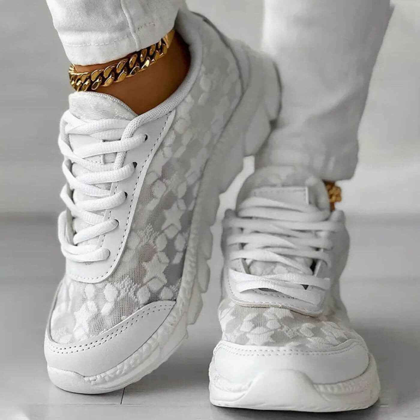 Breathable Orthopedic Sneakers – Elevated Everyday Comfort for Travel and Long City Walks