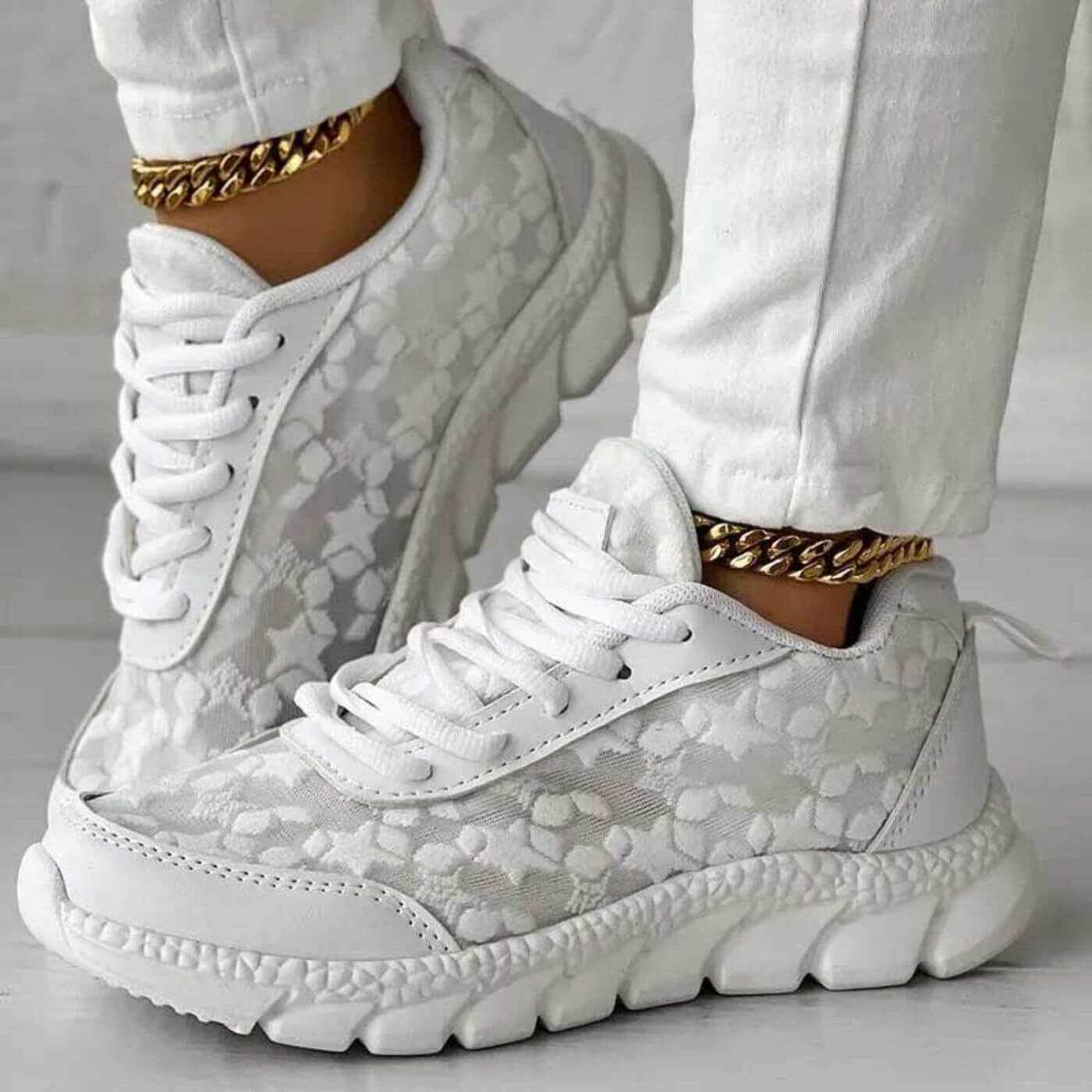 Breathable Orthopedic Sneakers – Elevated Everyday Comfort for Travel and Long City Walks