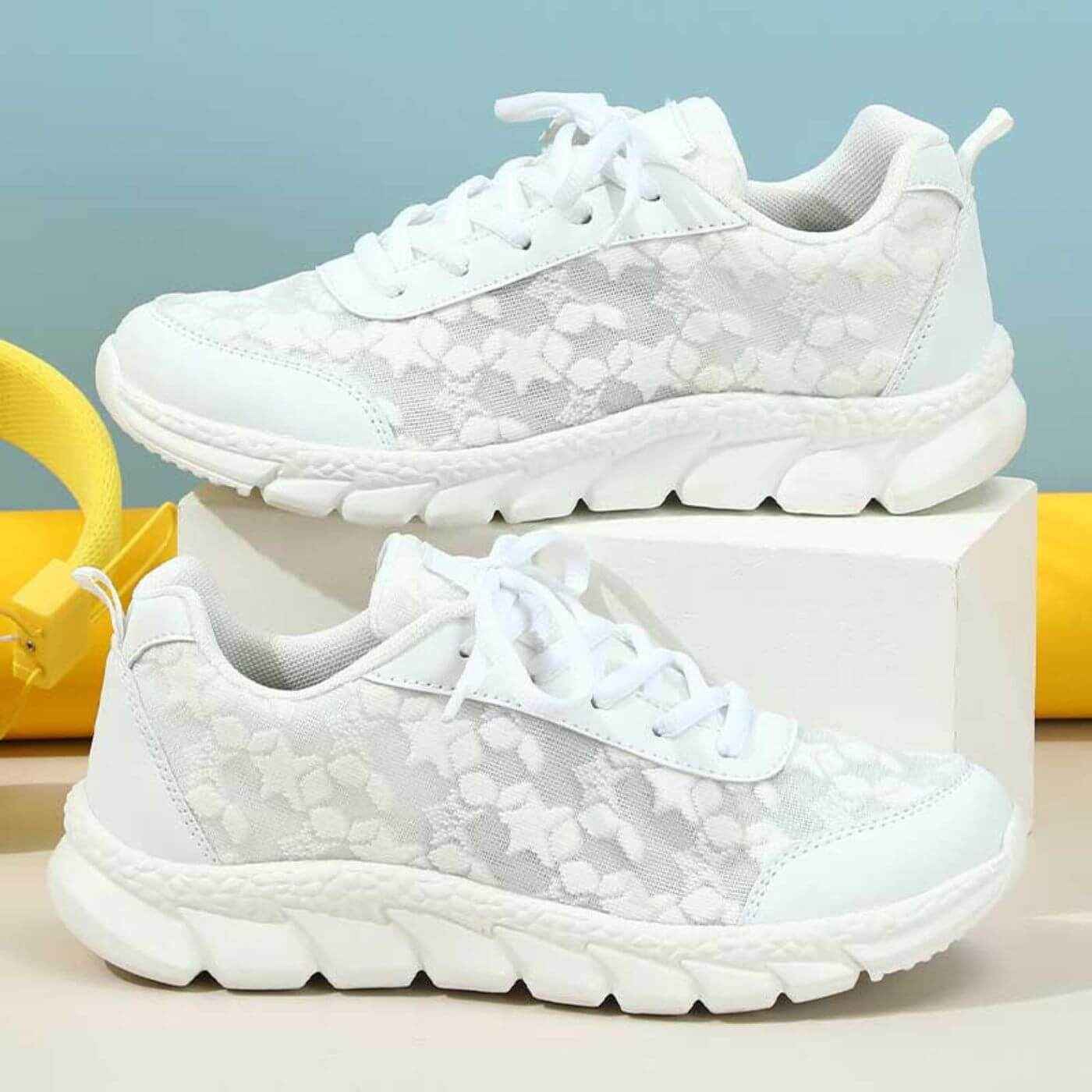 Breathable Orthopedic Sneakers – Elevated Everyday Comfort for Travel and Long City Walks