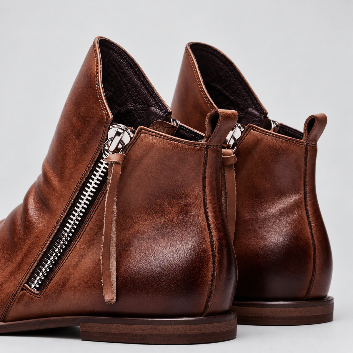Herrenstiefel - Vielseitige Mikrofaser-Boots mit spitzer Form