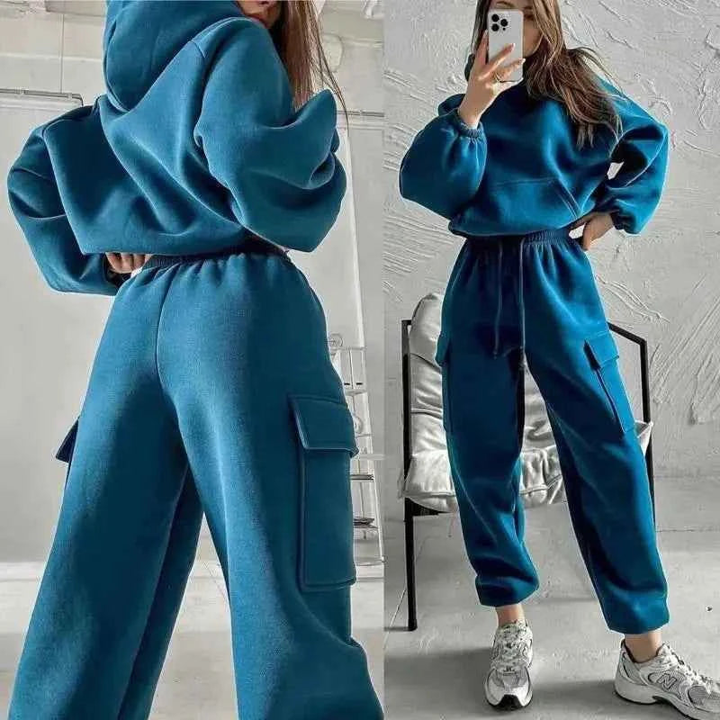 Jasmin Damen Bequemer Hoodie mit Cargo-Taschen & Passende Jogginghosen Set