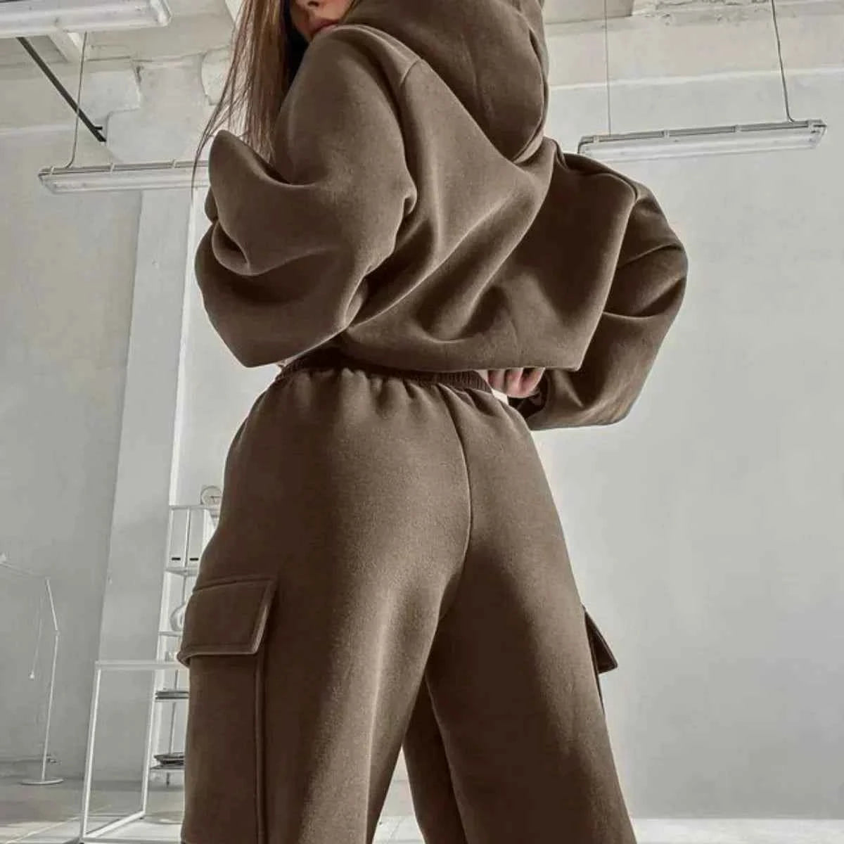Jasmin Damen Bequemer Hoodie mit Cargo-Taschen & Passende Jogginghosen Set