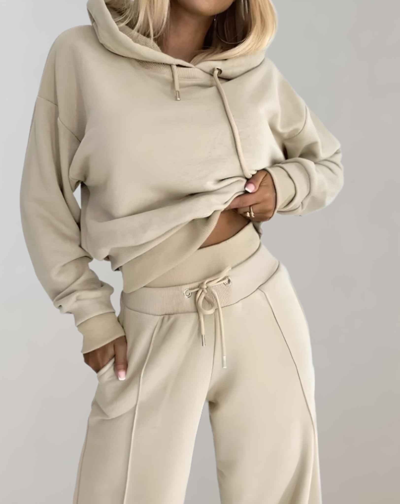 Alice | Damen-Hoodie- und Jogginghose-Set