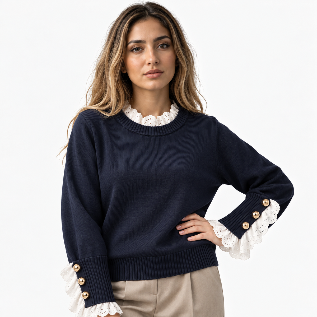 Maglione lavorato a maglia elegante da donna con scollo a coste ondulate alla moda