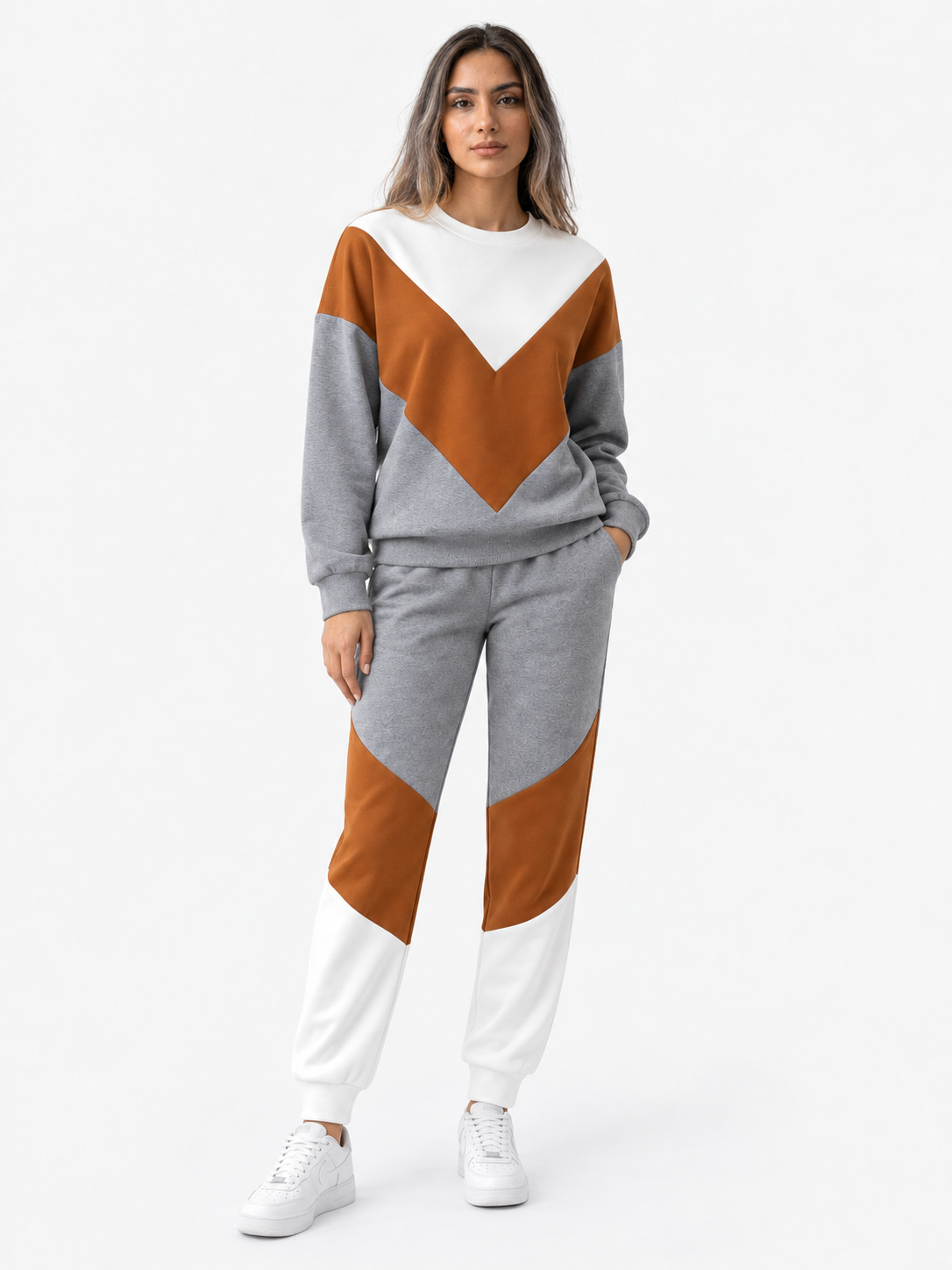 Trendy sportstøj med kontrast til en moderne stil