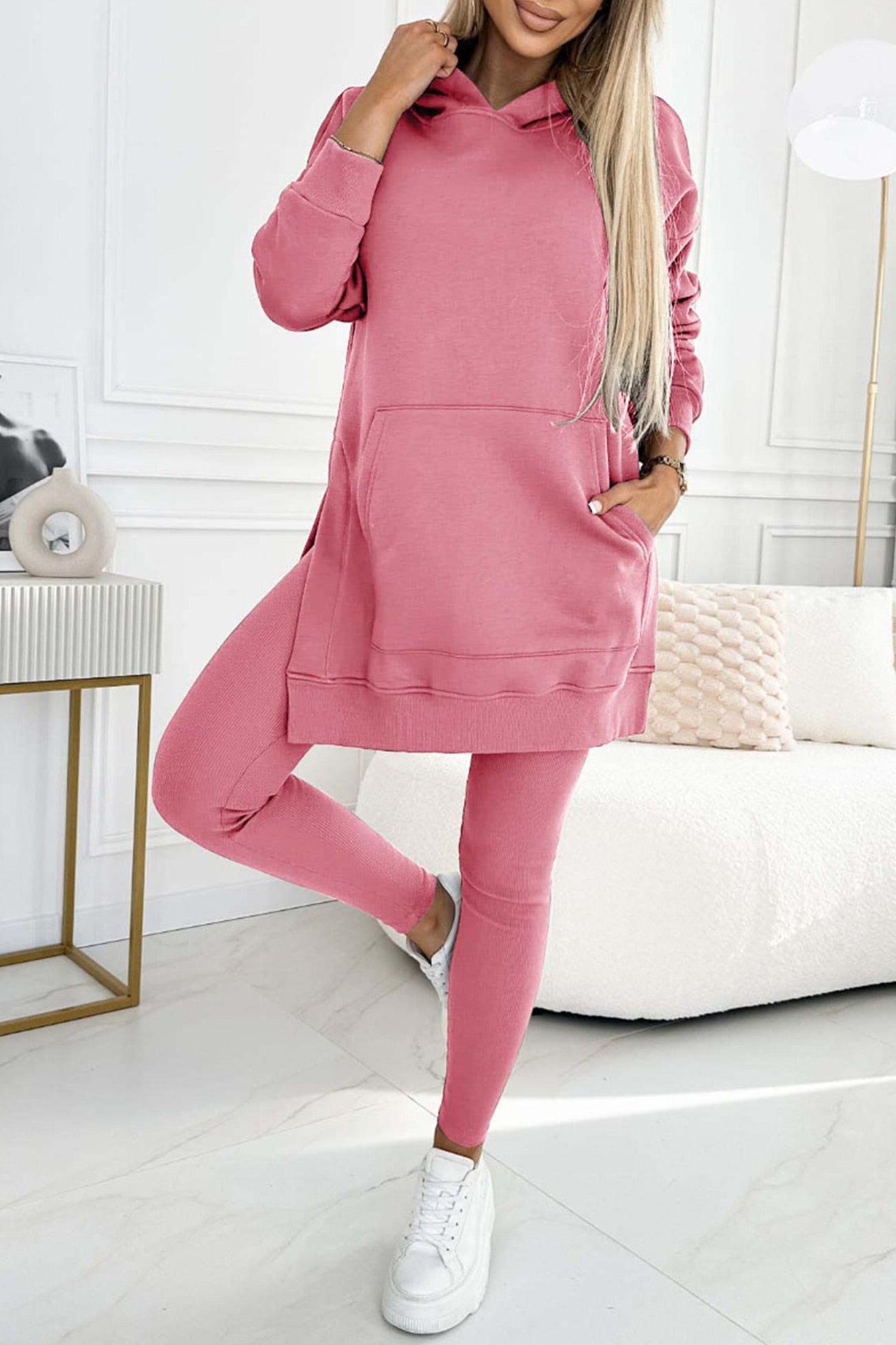 Damen Midikleid mit Schlitz und Kapuze 3