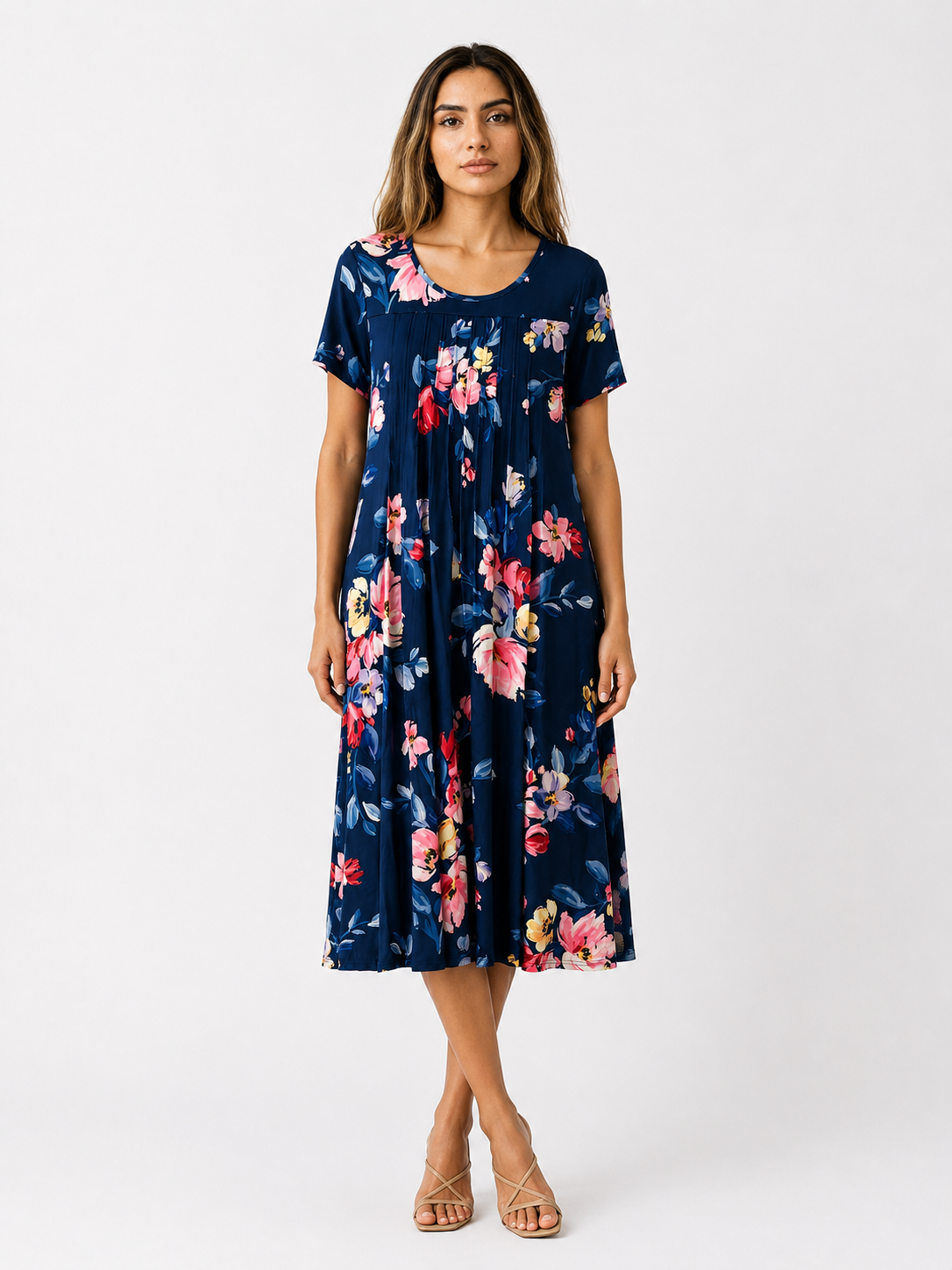 Maïa - Elegant og fint strikket blomsterkjole til alle anledninger