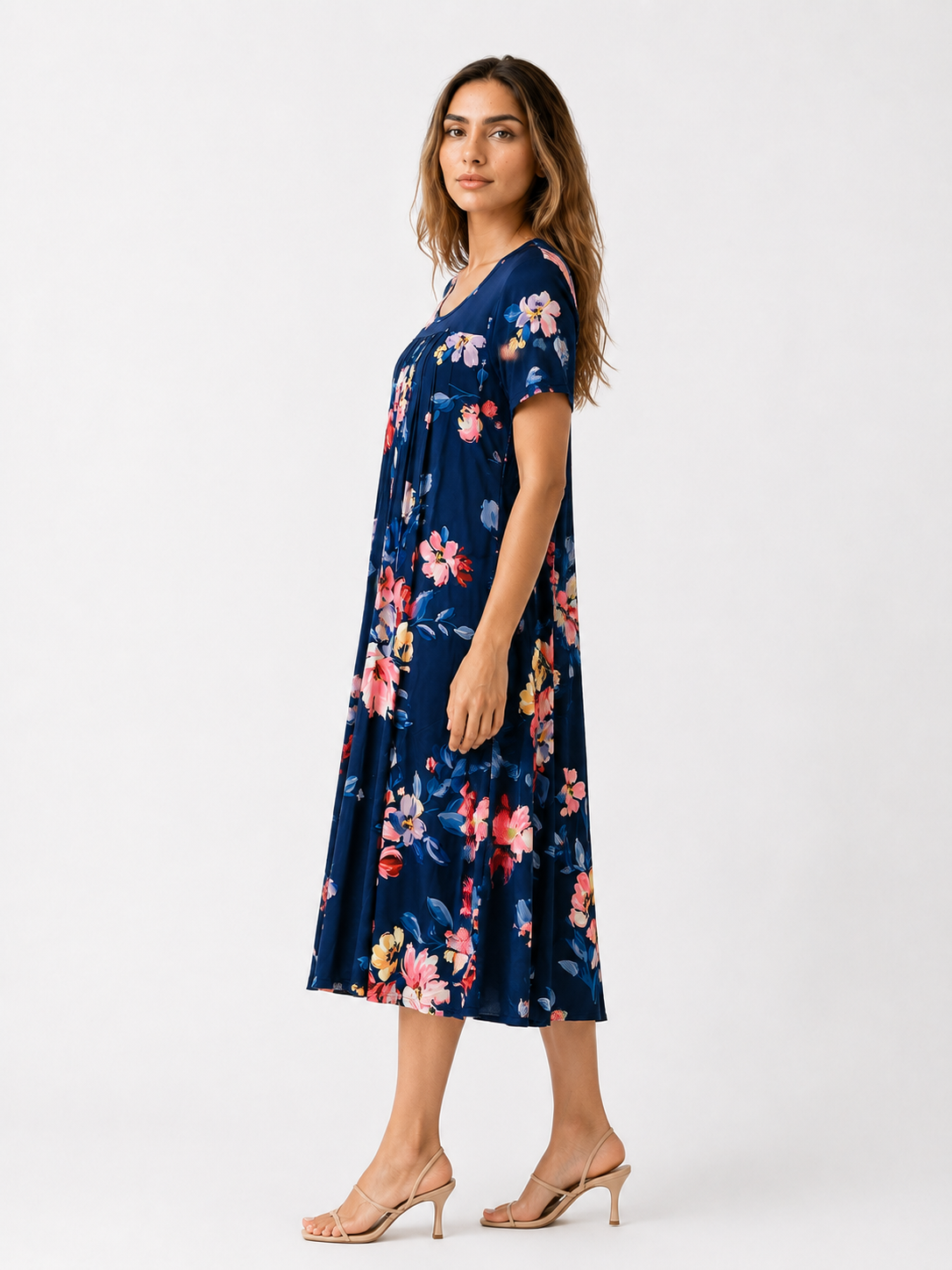 Maïa - Elegant og fint strikket blomsterkjole til alle anledninger